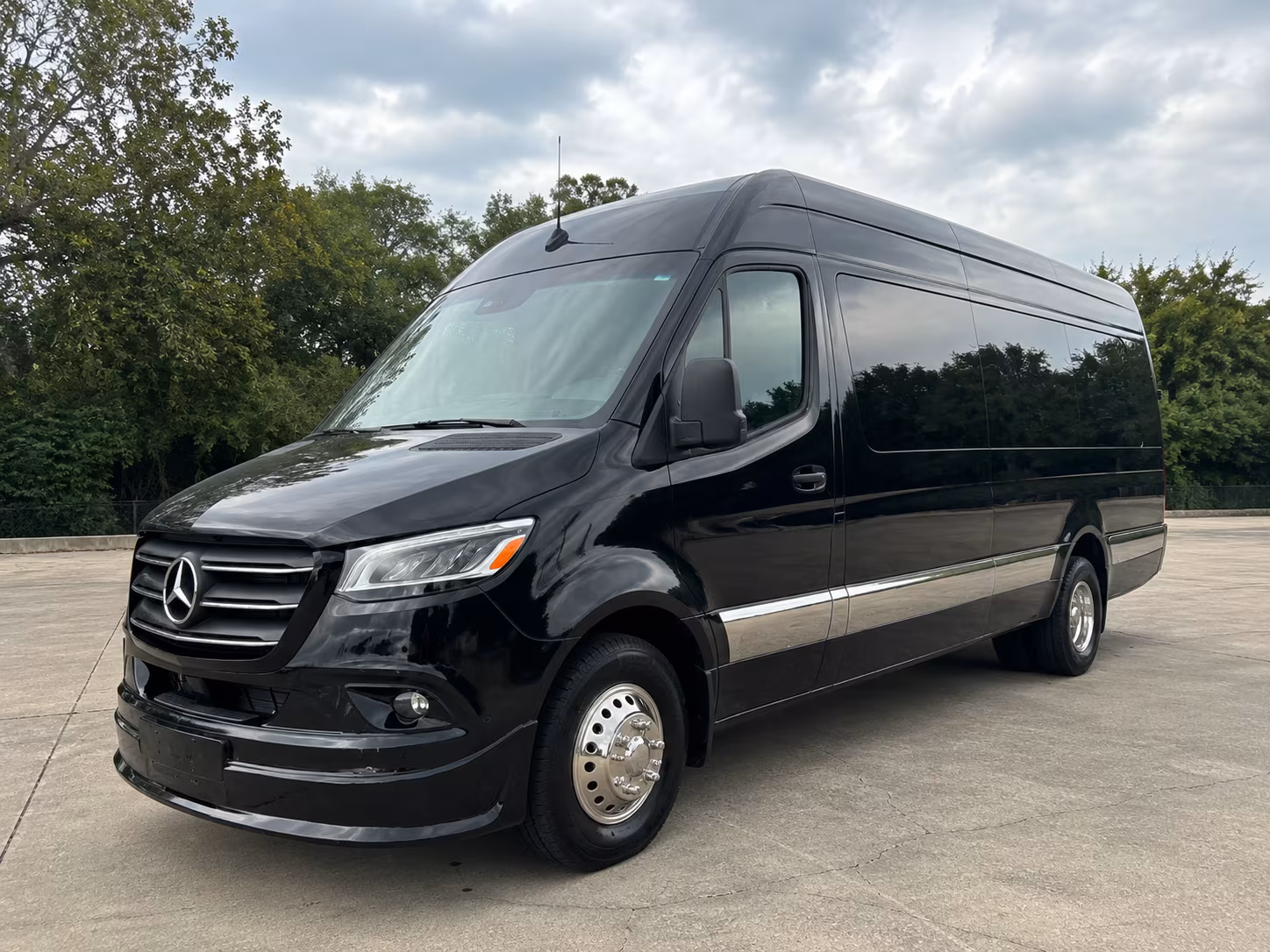 tulsa 20 passenger sprinter van